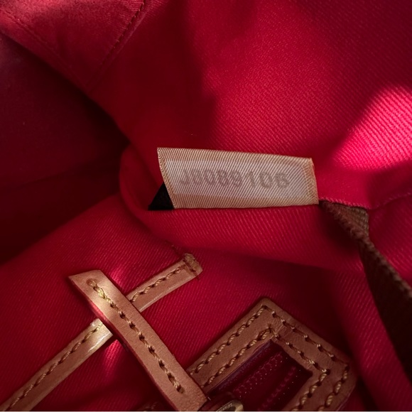 Dooney & Bourke Fairview Drawstring White and Blue Bag - Picture 13 of 13